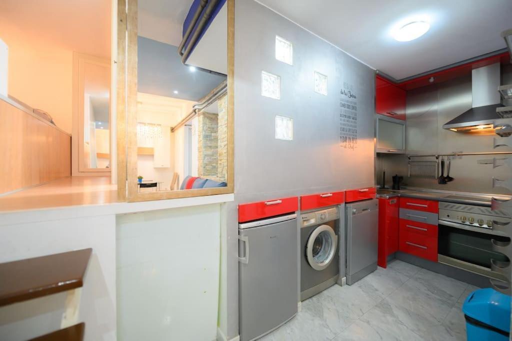 Encantador Apartamento Temporal Centrico Con Patio Privado Mpe51 Apartment Madrid Bagian luar foto