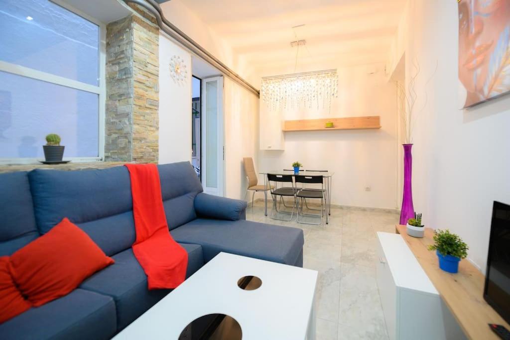 Encantador Apartamento Temporal Centrico Con Patio Privado Mpe51 Apartment Madrid Bagian luar foto